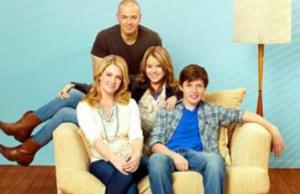 御姐奶爸第一至四季/全集Melissa & Joey 御姐奶爸第一至四季/全集Melissa & Joey